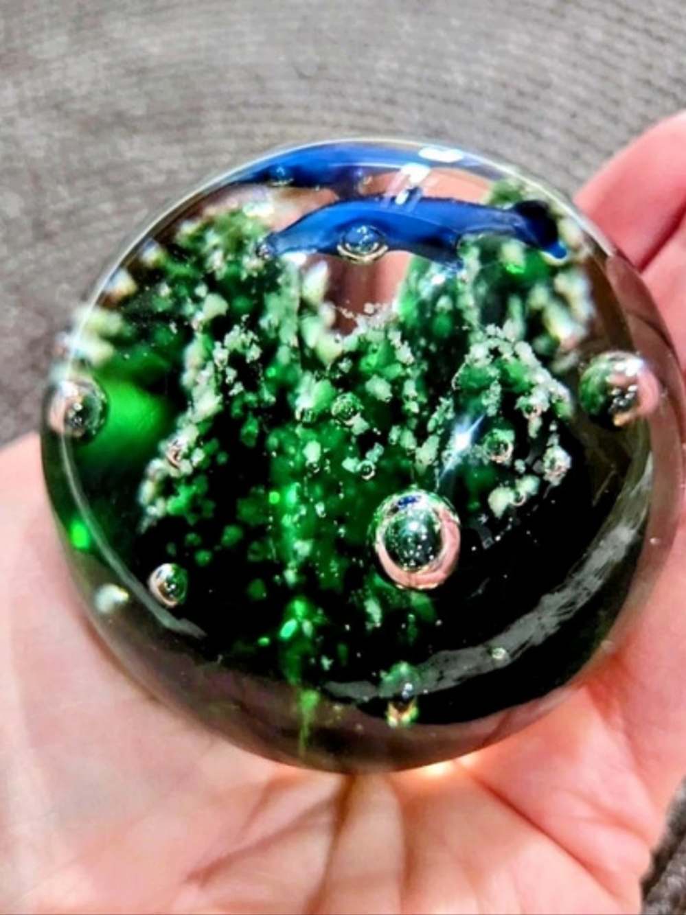 Botanical Abstract Glass Art Spherical  Psperweight  2" Mint Condition